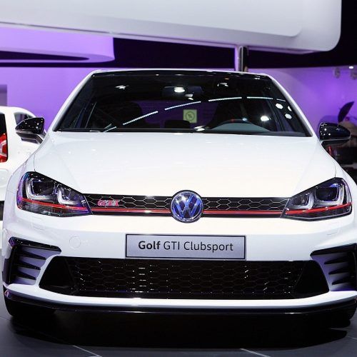 2016 Volkswagen Golf (Photo 2 of 10)