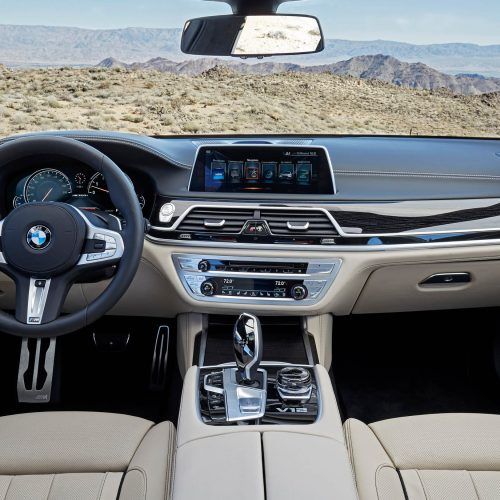 2017 BMW M760i xDrive (Photo 56 of 76)