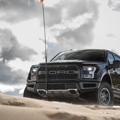 2017 Ford F-150 Raptor (Photo 29 of 47)