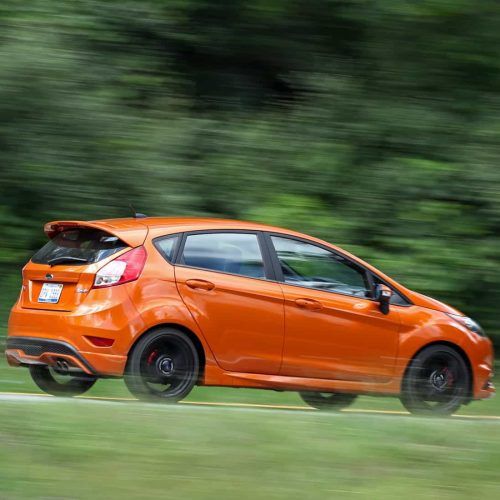 2017 Ford Fiesta ST (Photo 10 of 47)
