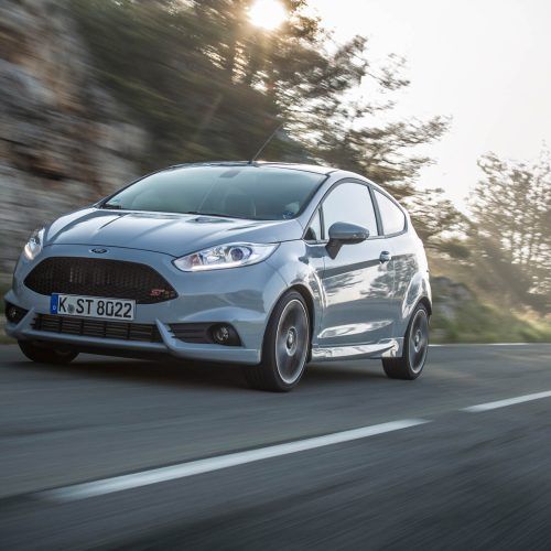2017 Ford Fiesta ST200 (Photo 3 of 25)
