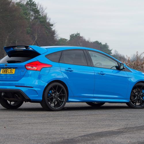 2017 Ford Focus RS (Photo 2 of 105)