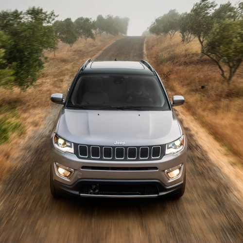 2017 Jeep Compass (Photo 38 of 49)