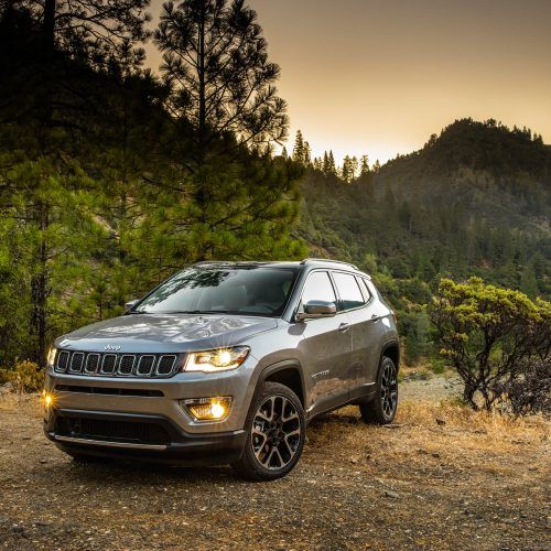 2017 Jeep Compass (Photo 36 of 49)