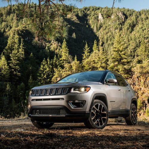 2017 Jeep Compass (Photo 35 of 49)
