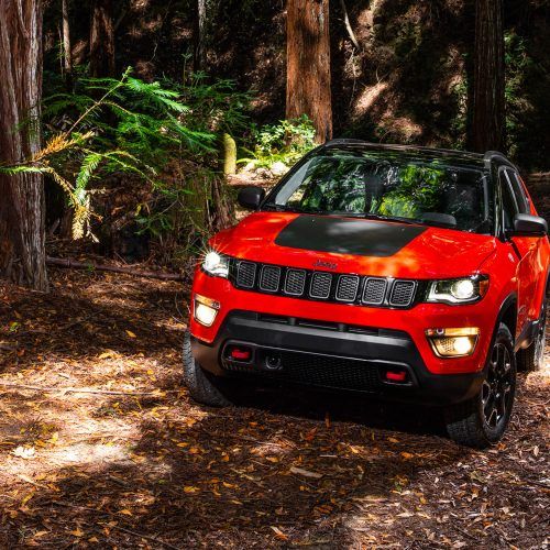 2017 Jeep Compass (Photo 17 of 49)