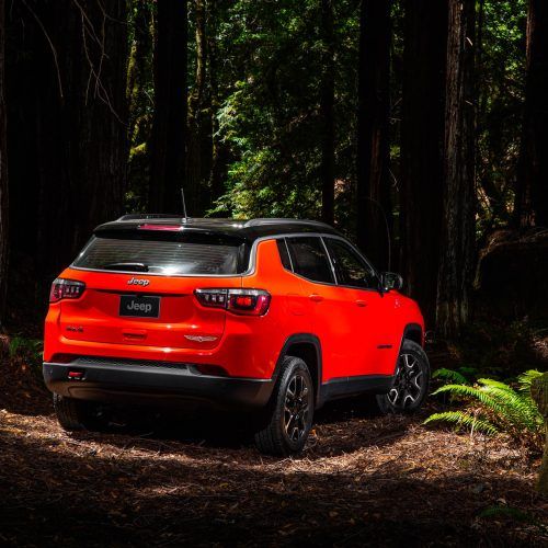 2017 Jeep Compass (Photo 11 of 49)