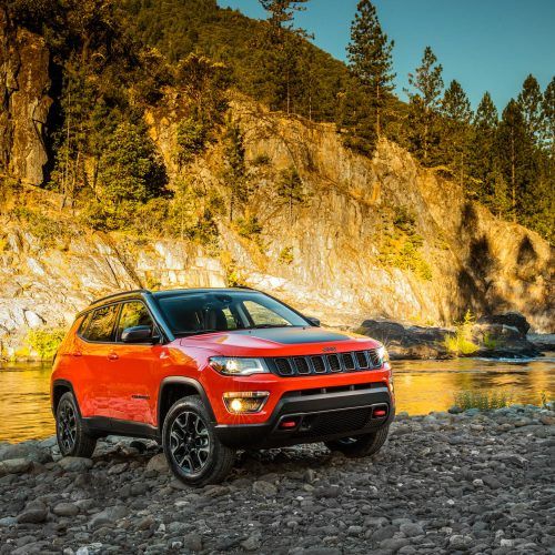 2017 Jeep Compass (Photo 8 of 49)