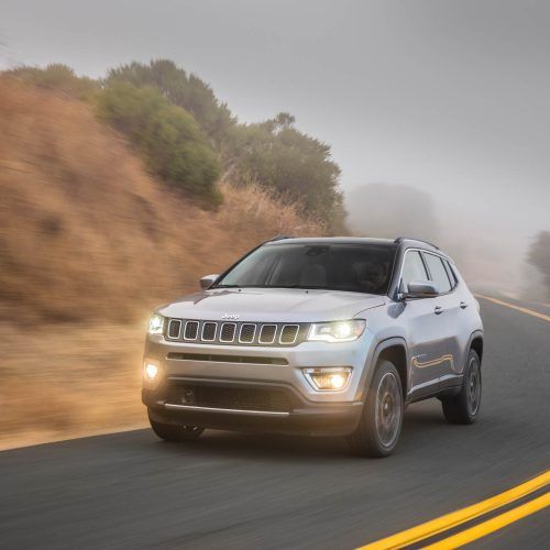 2017 Jeep Compass (Photo 39 of 49)