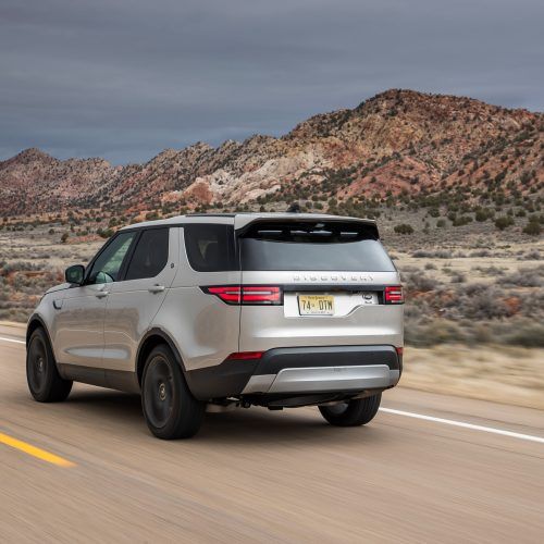 2017 Land Rover Discovery (Photo 6 of 17)