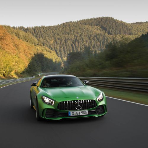 2017 Mercedes-AMG GT R (Photo 7 of 22)