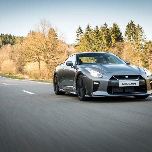 2017 Nissan GT-R (Photo 10 of 17)