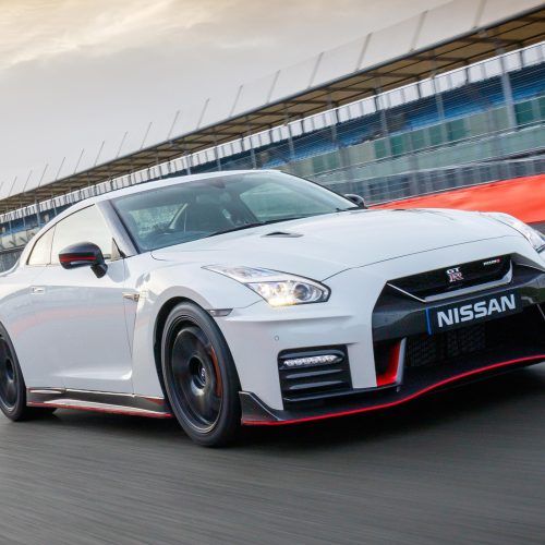 2017 Nissan GT-R NISMO (Photo 4 of 22)