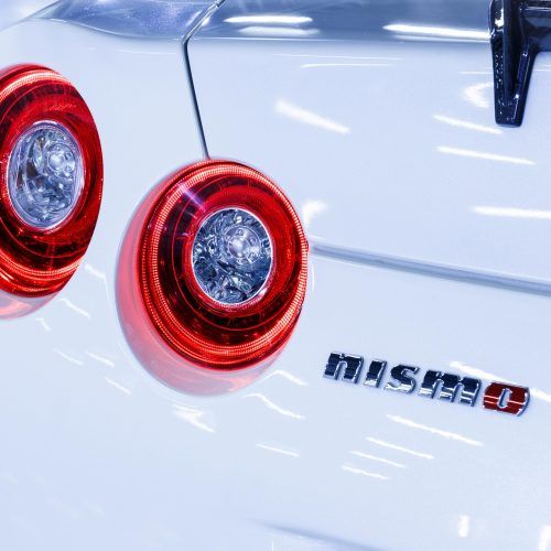 2017 Nissan GT-R NISMO (Photo 15 of 22)