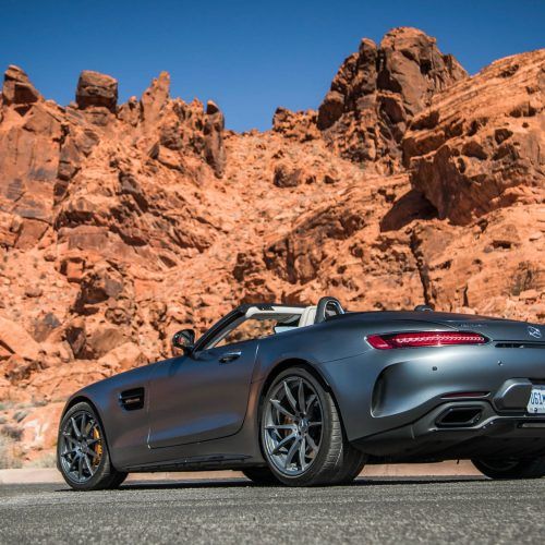 2018 Mercedes-AMG GT Roadster (Photo 7 of 21)