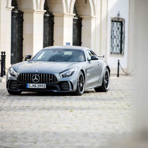 2018 Mercedes-AMG GT R (Photo 26 of 36)