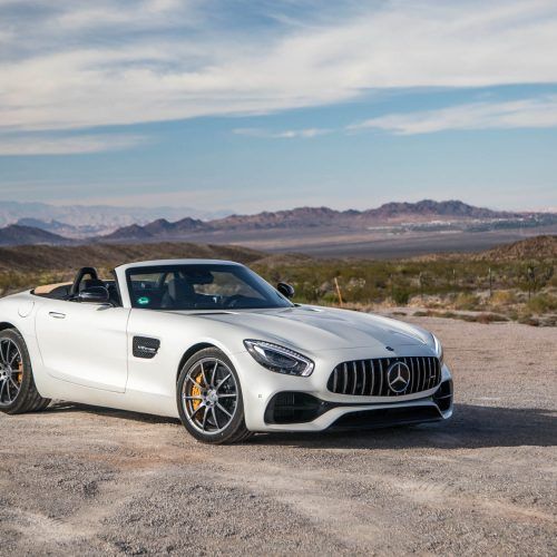 2018 Mercedes-AMG GT Roadster (Photo 1 of 21)