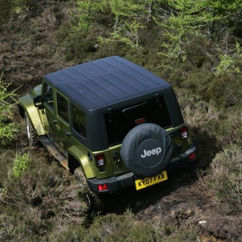 2008 Unlimited Jeep Wrangler UK Version Review (Photo 3 of 9)