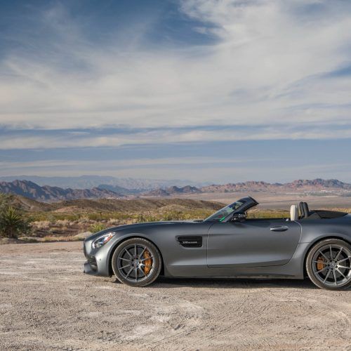 2018 Mercedes-AMG GT Roadster (Photo 3 of 21)