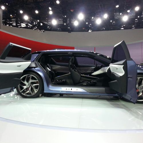 2013 Nissan Friend-ME Concept Unveiled at Shanghai (Photo 4 of 7)