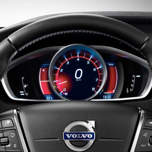 2013 Volvo V40 Cross Country Review (Photo 1 of 8)